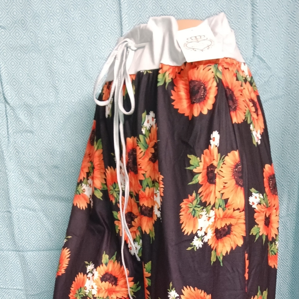 XXL Lounge Pants Black & Orange Floral